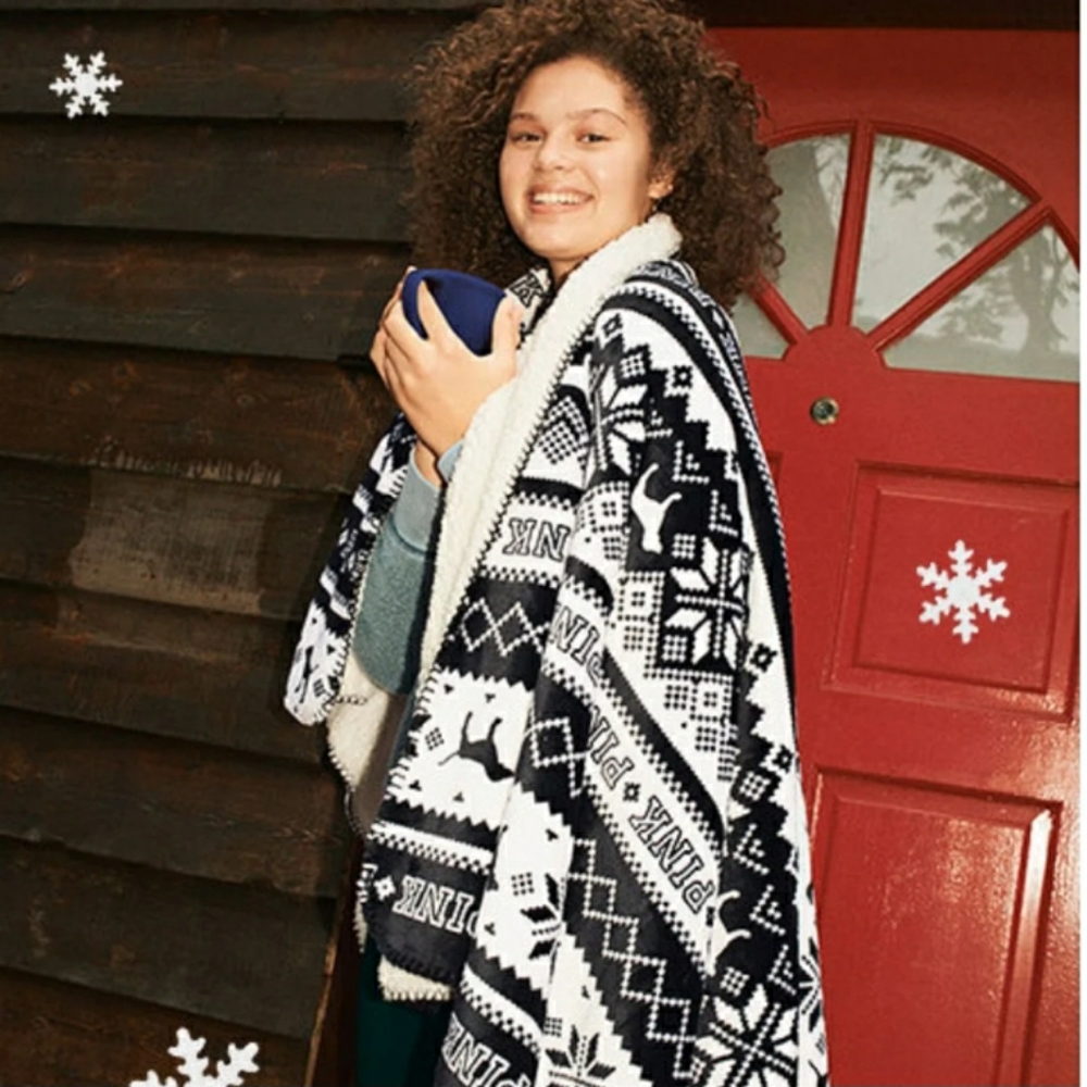 VS PINK sherpa blanket